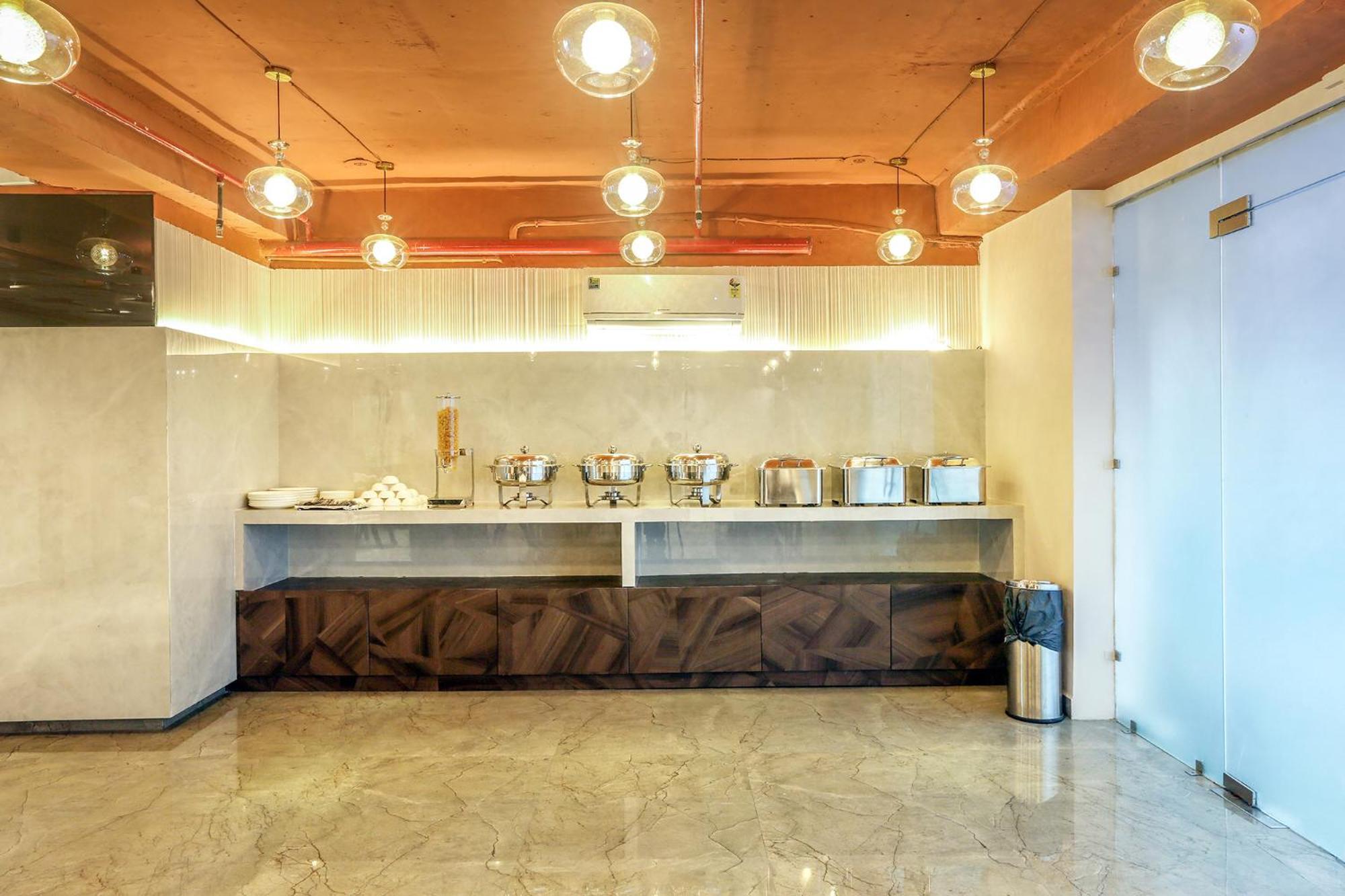 Hotel Green Lotus Luxe Gurgaon Buitenkant foto